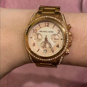 Michael Kors rose gold watch